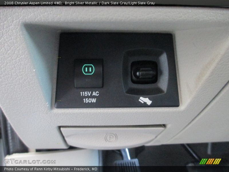 Bright Silver Metallic / Dark Slate Gray/Light Slate Gray 2008 Chrysler Aspen Limited 4WD