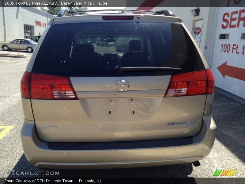 Desert Sand Mica / Taupe 2005 Toyota Sienna XLE AWD