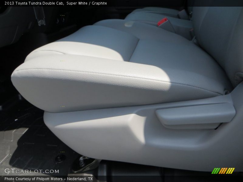 Super White / Graphite 2013 Toyota Tundra Double Cab