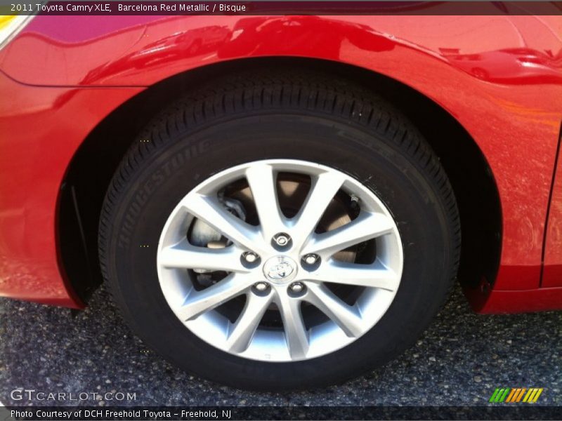 Barcelona Red Metallic / Bisque 2011 Toyota Camry XLE