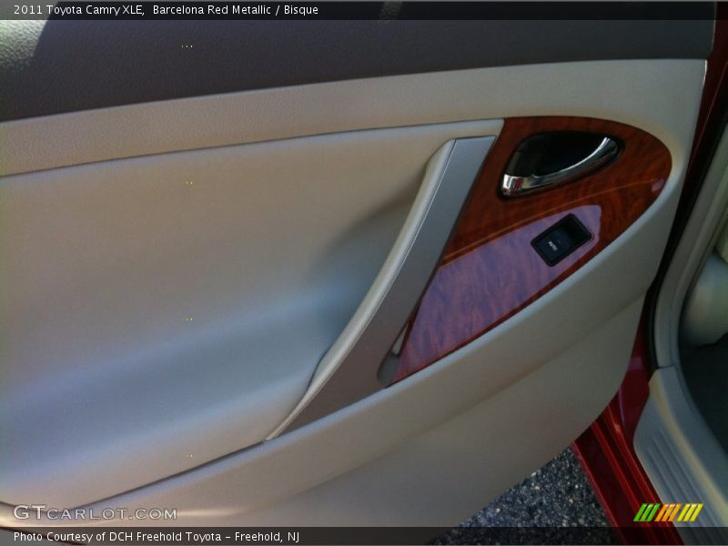 Barcelona Red Metallic / Bisque 2011 Toyota Camry XLE