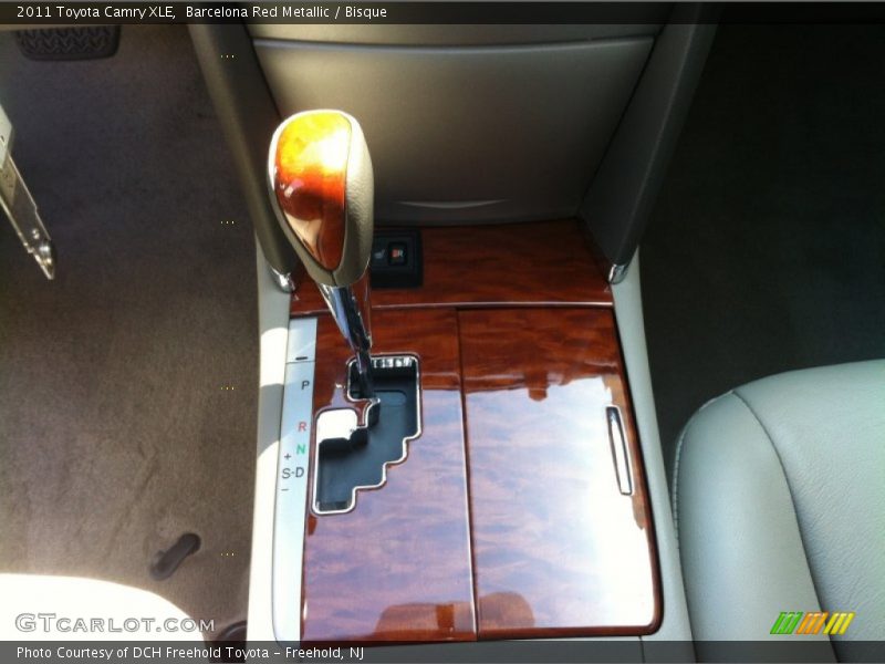 Barcelona Red Metallic / Bisque 2011 Toyota Camry XLE