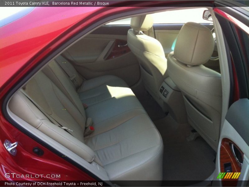 Barcelona Red Metallic / Bisque 2011 Toyota Camry XLE