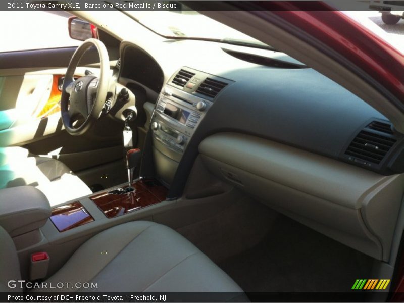 Barcelona Red Metallic / Bisque 2011 Toyota Camry XLE