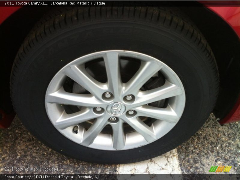 Barcelona Red Metallic / Bisque 2011 Toyota Camry XLE