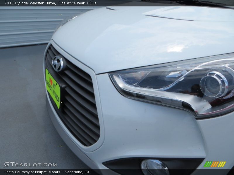 Elite White Pearl / Blue 2013 Hyundai Veloster Turbo