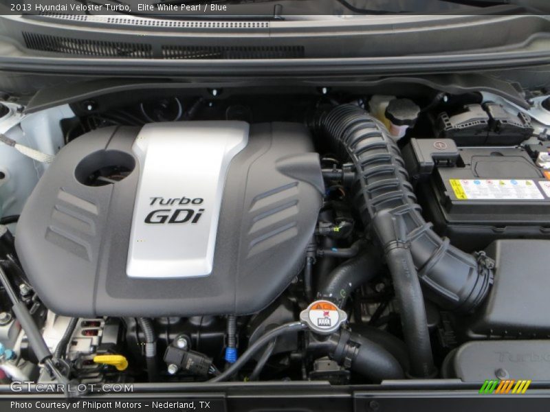 Elite White Pearl / Blue 2013 Hyundai Veloster Turbo