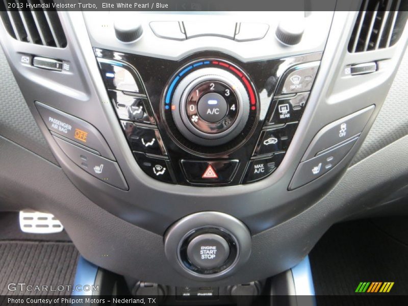 Elite White Pearl / Blue 2013 Hyundai Veloster Turbo