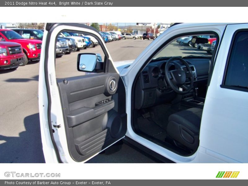 Bright White / Dark Slate Gray 2011 Dodge Nitro Heat 4x4