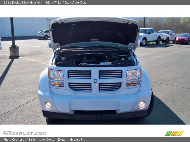 Bright White / Dark Slate Gray 2011 Dodge Nitro Heat 4x4