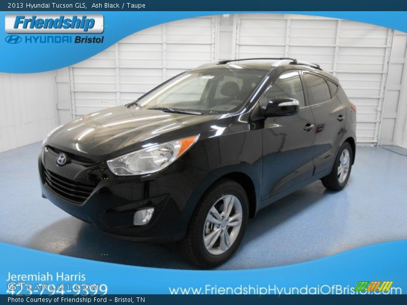 Ash Black / Taupe 2013 Hyundai Tucson GLS