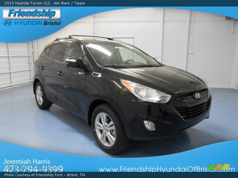 Ash Black / Taupe 2013 Hyundai Tucson GLS