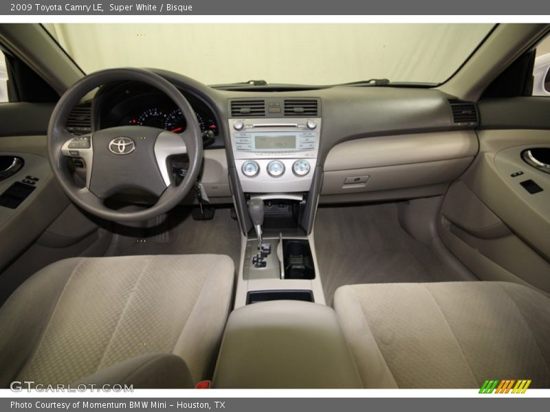 Super White / Bisque 2009 Toyota Camry LE