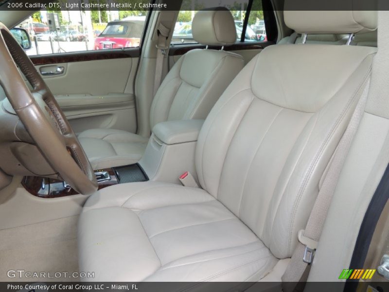Light Cashmere Metallic / Cashmere 2006 Cadillac DTS