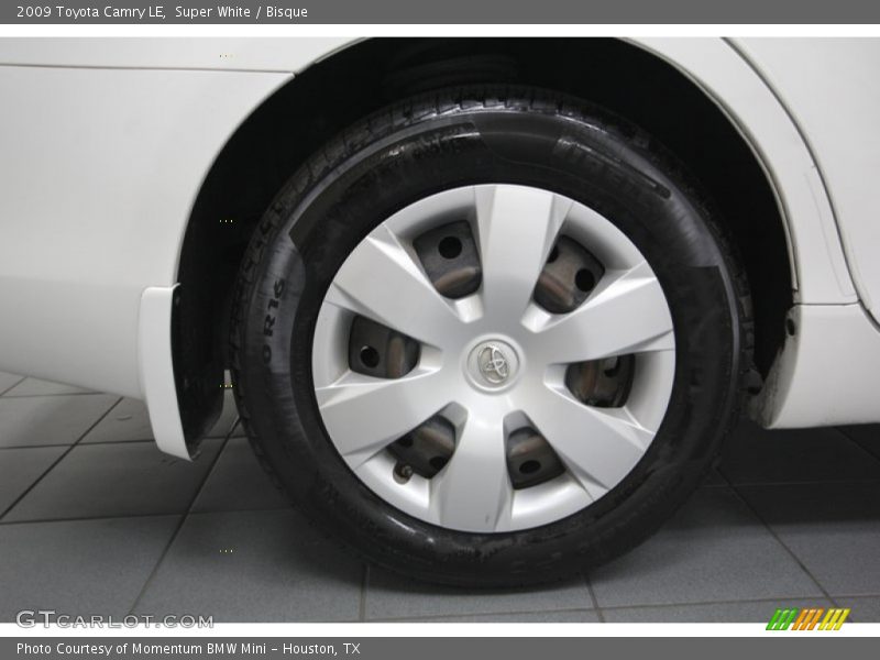 Super White / Bisque 2009 Toyota Camry LE