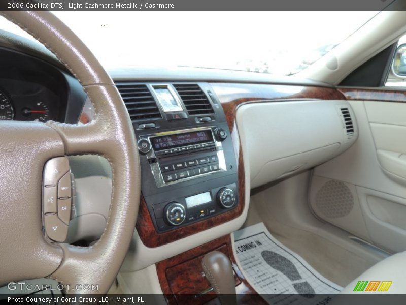 Light Cashmere Metallic / Cashmere 2006 Cadillac DTS
