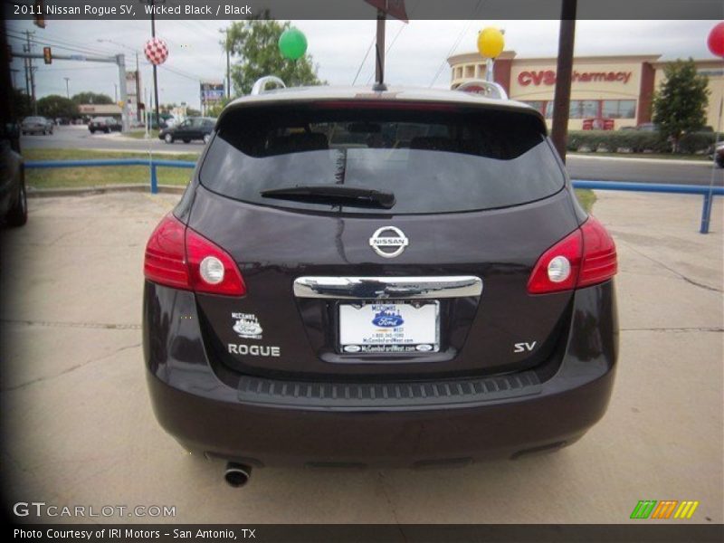 Wicked Black / Black 2011 Nissan Rogue SV