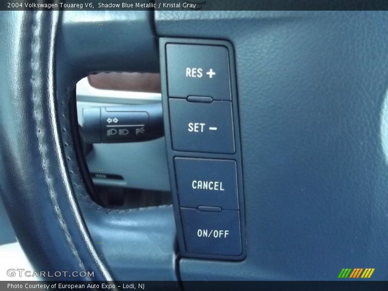Shadow Blue Metallic / Kristal Gray 2004 Volkswagen Touareg V6