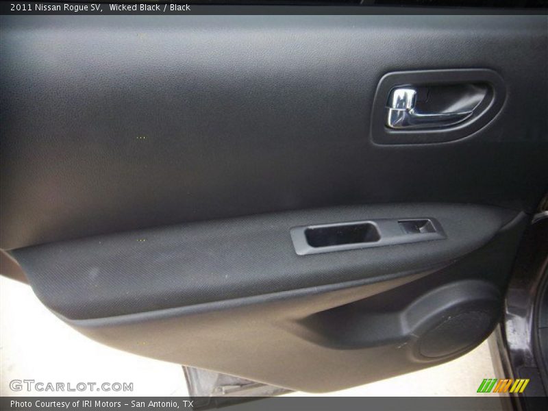 Wicked Black / Black 2011 Nissan Rogue SV