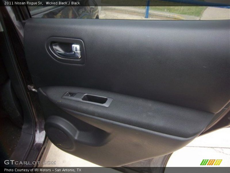 Wicked Black / Black 2011 Nissan Rogue SV