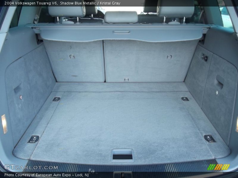 Shadow Blue Metallic / Kristal Gray 2004 Volkswagen Touareg V6