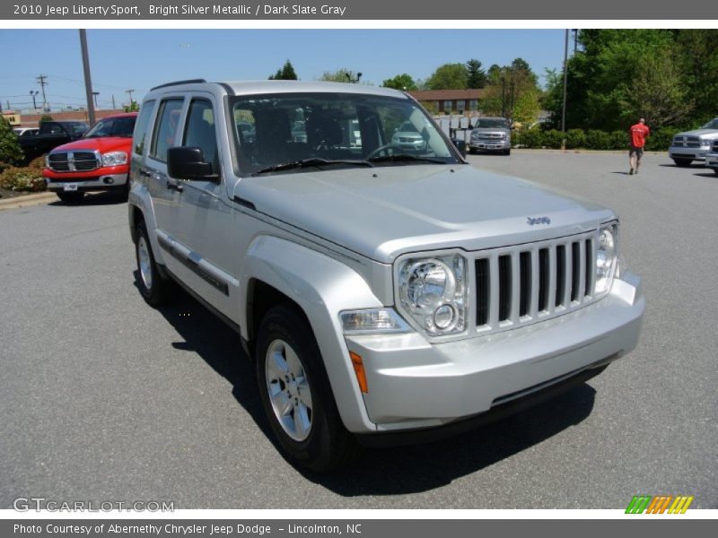 Bright Silver Metallic / Dark Slate Gray 2010 Jeep Liberty Sport