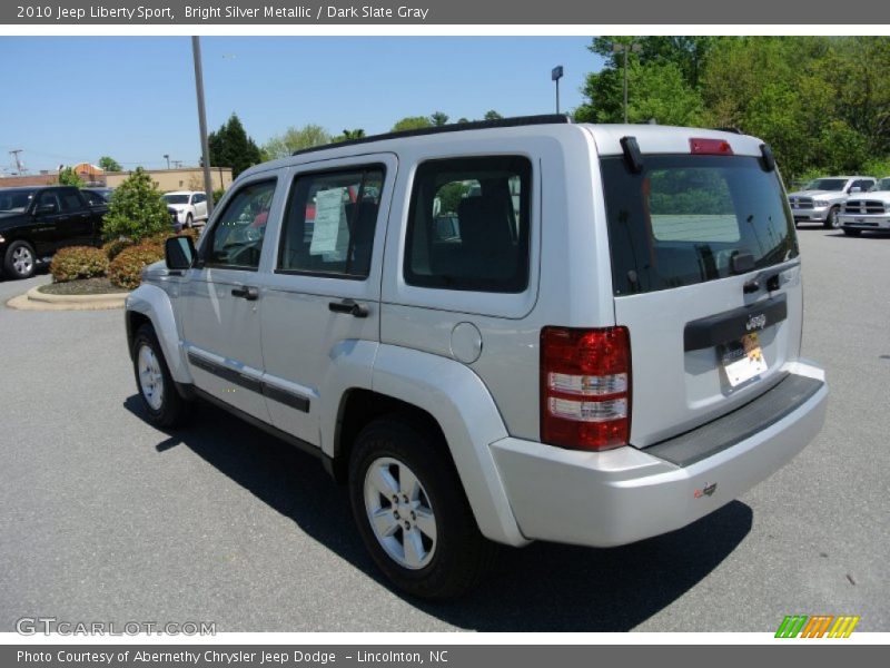 Bright Silver Metallic / Dark Slate Gray 2010 Jeep Liberty Sport