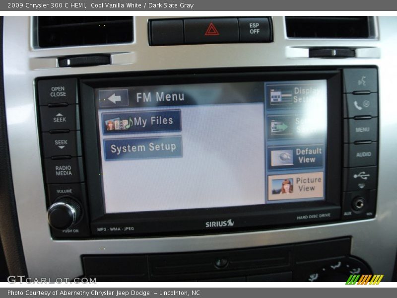 Cool Vanilla White / Dark Slate Gray 2009 Chrysler 300 C HEMI
