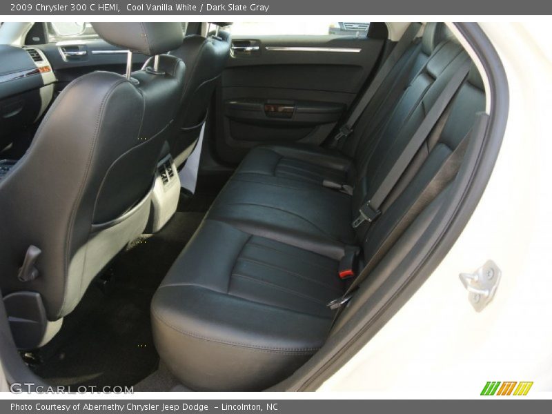 Cool Vanilla White / Dark Slate Gray 2009 Chrysler 300 C HEMI