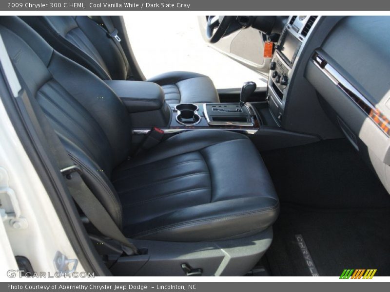 Cool Vanilla White / Dark Slate Gray 2009 Chrysler 300 C HEMI