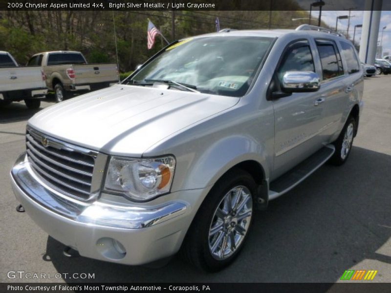 Bright Silver Metallic / Light Graystone 2009 Chrysler Aspen Limited 4x4
