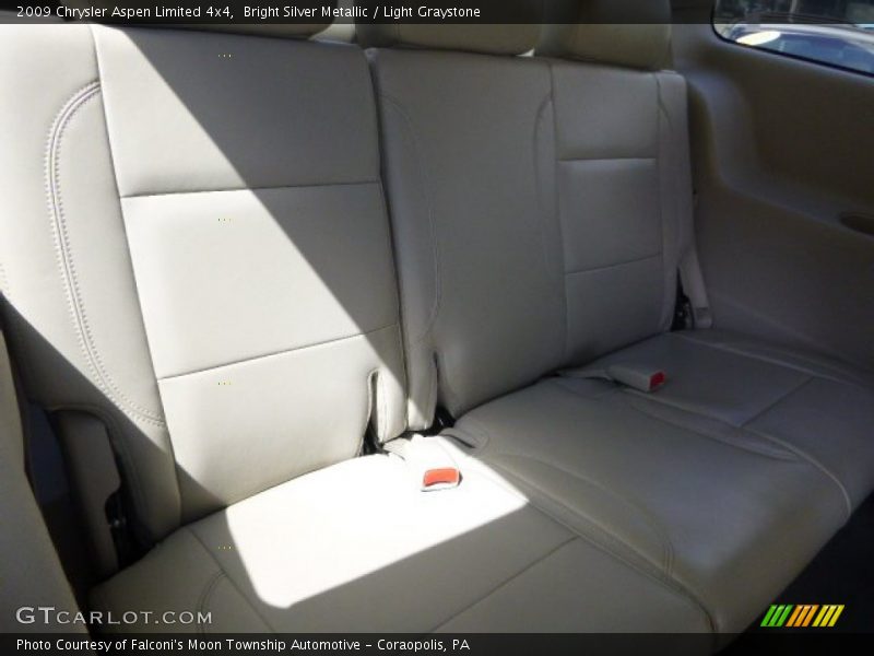 Bright Silver Metallic / Light Graystone 2009 Chrysler Aspen Limited 4x4