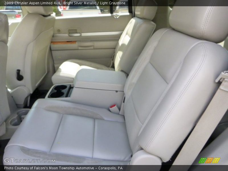 Bright Silver Metallic / Light Graystone 2009 Chrysler Aspen Limited 4x4