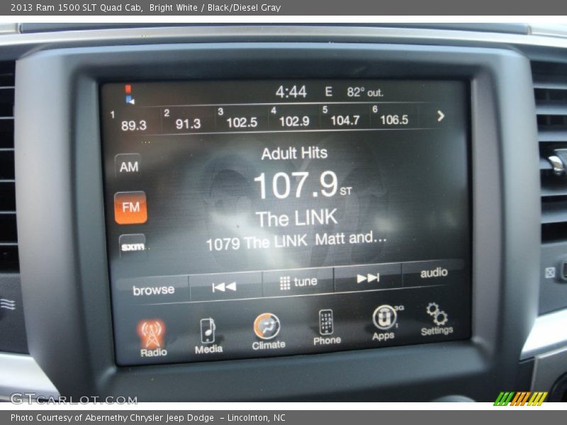 Bright White / Black/Diesel Gray 2013 Ram 1500 SLT Quad Cab