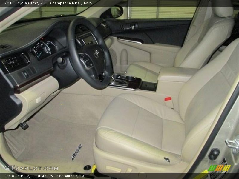 Champagne Mica / Ivory 2013 Toyota Camry XLE