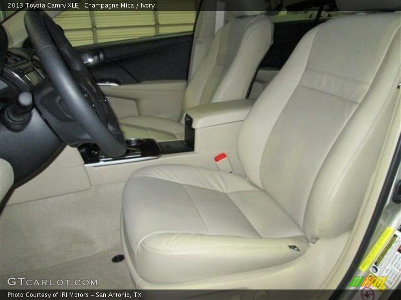 Champagne Mica / Ivory 2013 Toyota Camry XLE