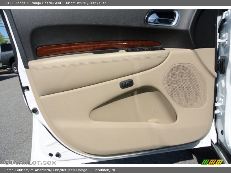 Bright White / Black/Tan 2013 Dodge Durango Citadel AWD