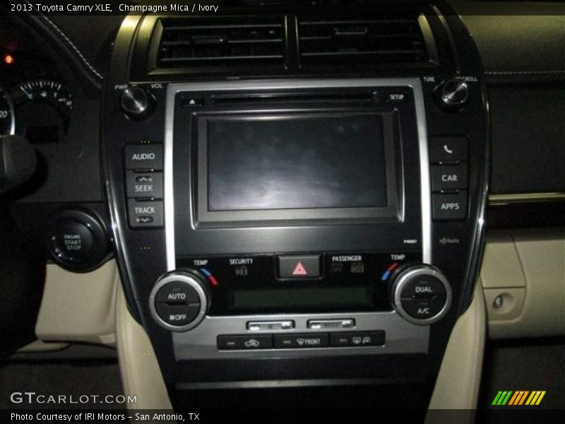 Champagne Mica / Ivory 2013 Toyota Camry XLE