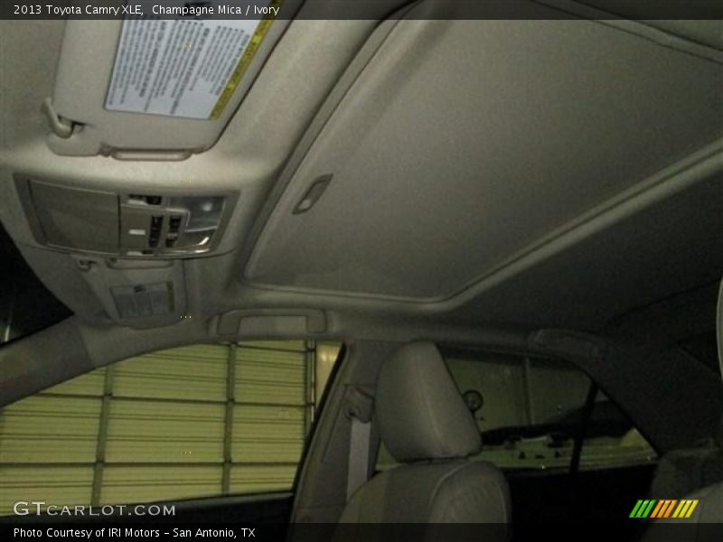 Champagne Mica / Ivory 2013 Toyota Camry XLE