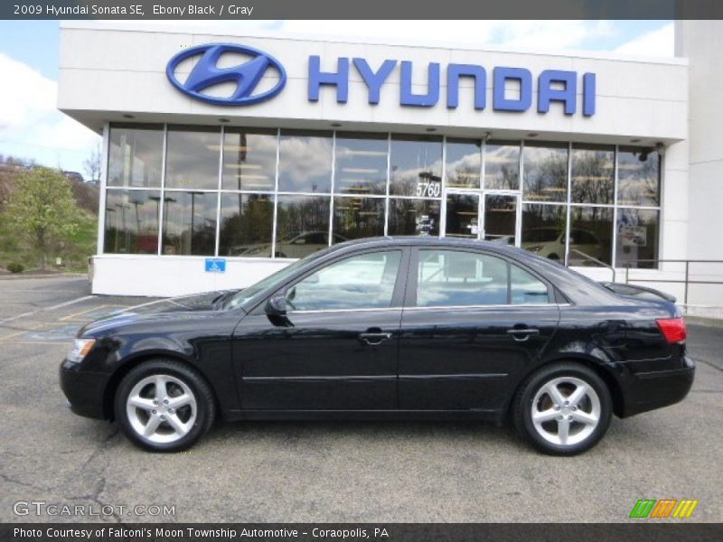 Ebony Black / Gray 2009 Hyundai Sonata SE