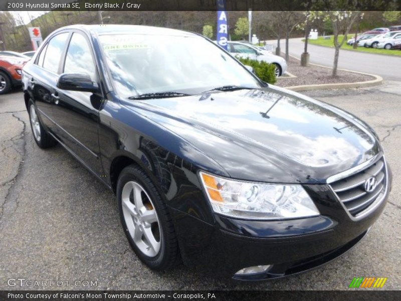 Ebony Black / Gray 2009 Hyundai Sonata SE