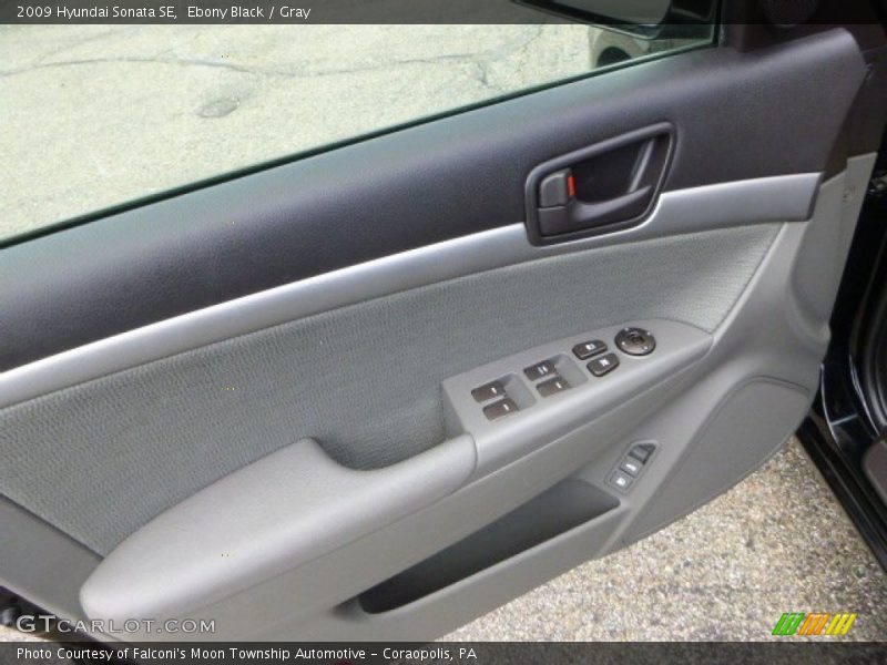 Ebony Black / Gray 2009 Hyundai Sonata SE