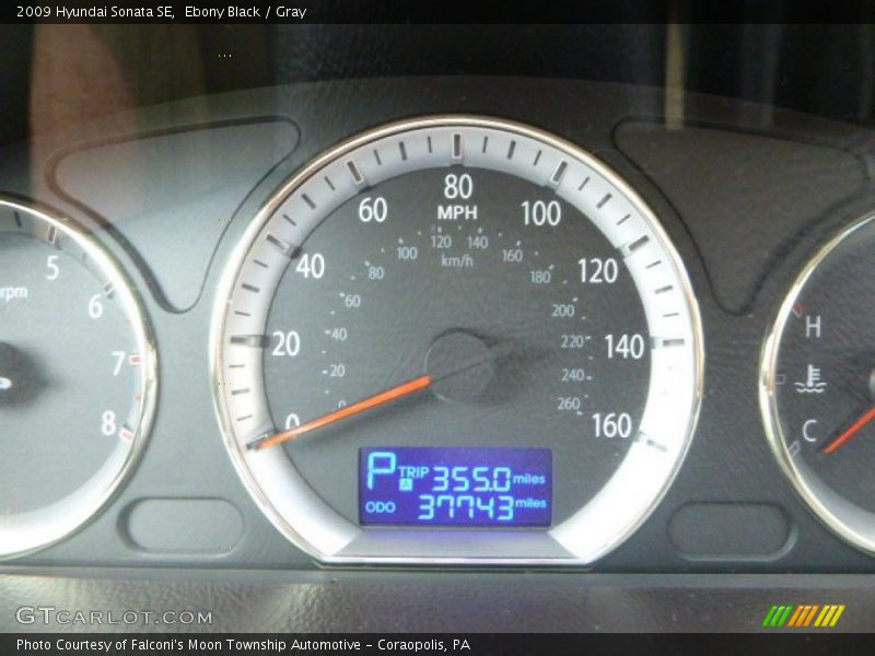 Ebony Black / Gray 2009 Hyundai Sonata SE
