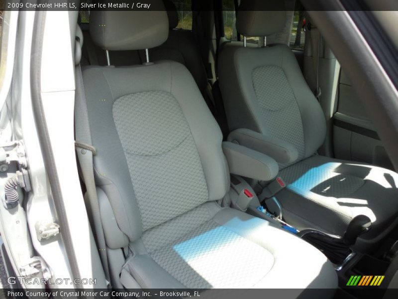 Silver Ice Metallic / Gray 2009 Chevrolet HHR LS