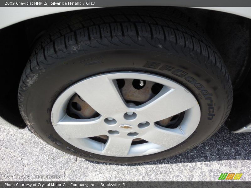 Silver Ice Metallic / Gray 2009 Chevrolet HHR LS