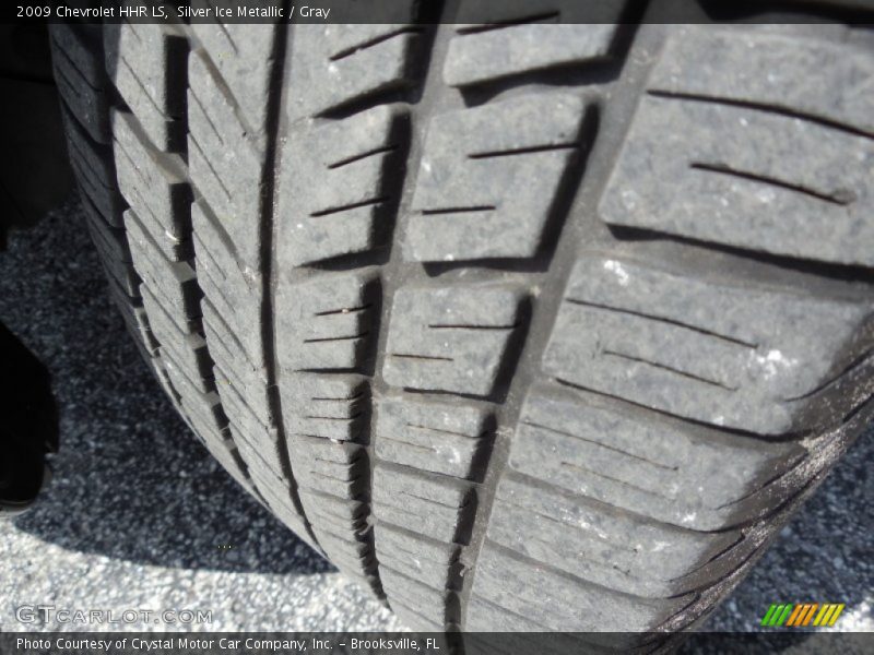 Silver Ice Metallic / Gray 2009 Chevrolet HHR LS