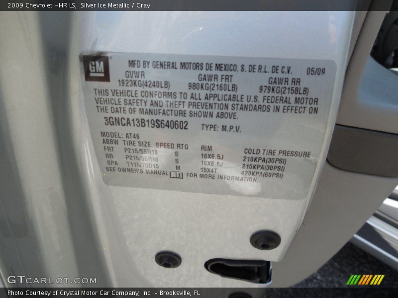 Silver Ice Metallic / Gray 2009 Chevrolet HHR LS