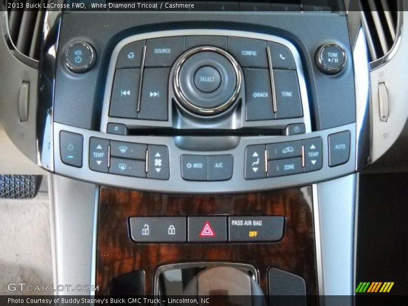 White Diamond Tricoat / Cashmere 2013 Buick LaCrosse FWD