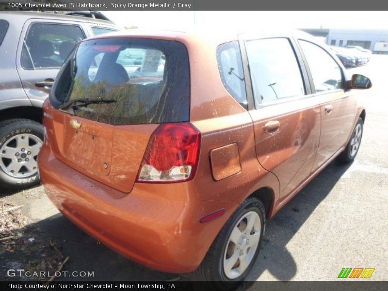 Spicy Orange Metallic / Gray 2005 Chevrolet Aveo LS Hatchback