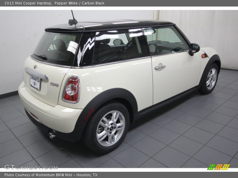 Pepper White / Carbon Black 2013 Mini Cooper Hardtop